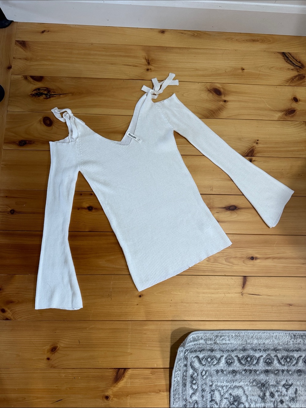 White Tie-Shoulder Ribbed Knit Top Bluenotes
